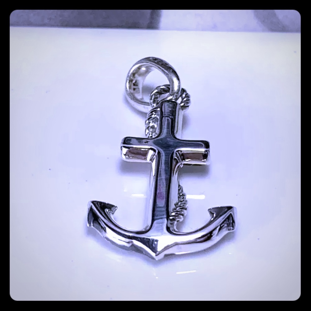 David Yurman pendant (Amulet)